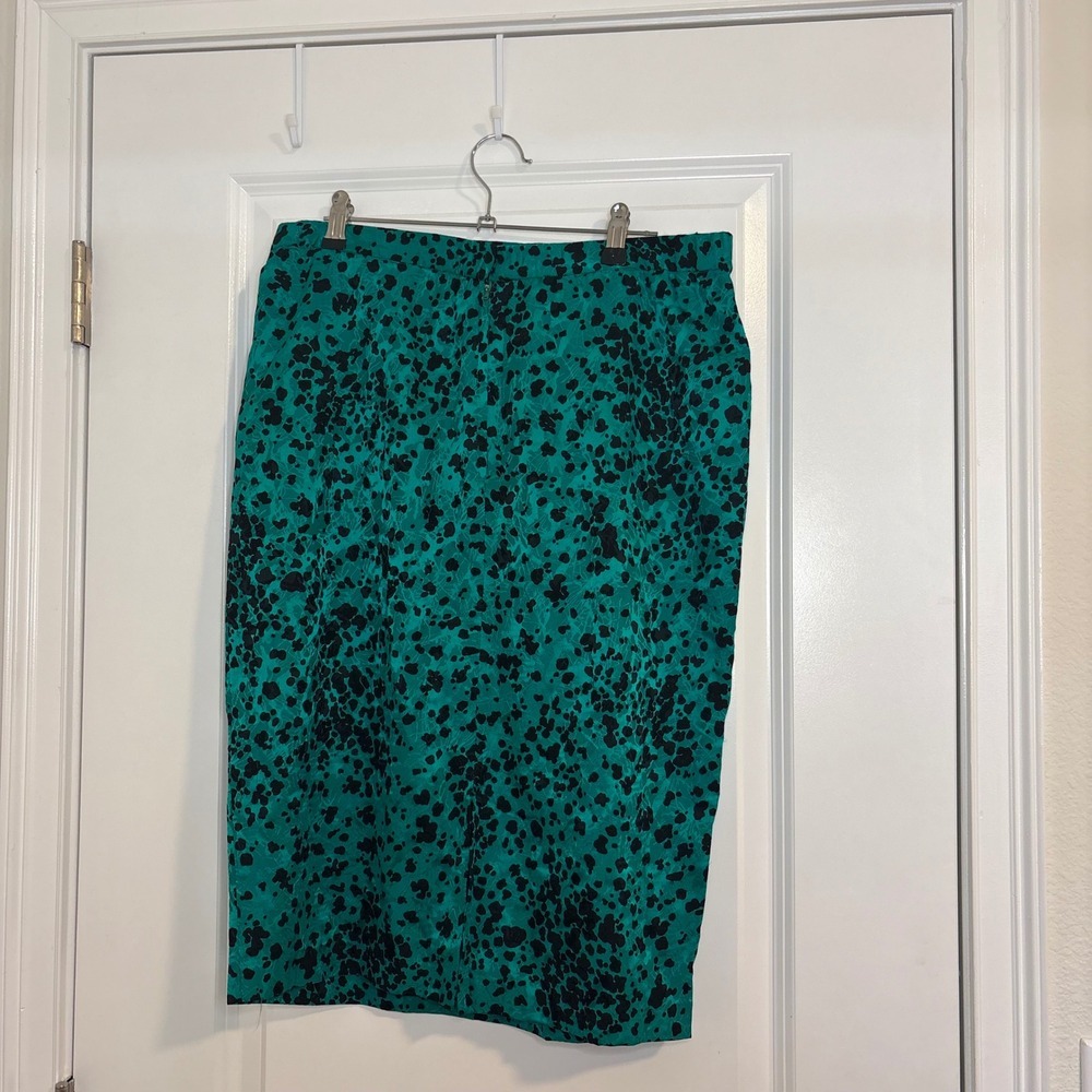 Vintage 100% Pure Silk Green Black Abstract Print Pencil Skirt Size 10 RN 56460 - Picture 3 of 5